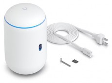 UBIQUITI UDR7 UniFi Dream Router 7 WiFi 7 Tri-band (Access Point, Switch, Tűzfal, Controller) h&aacute;l&oacute;zati eszk&ouml;z Iroda &eacute;s sz&aacute;m&iacute;t&aacute;stechnika - H&aacute;l&oacute;zat - Router - 516254