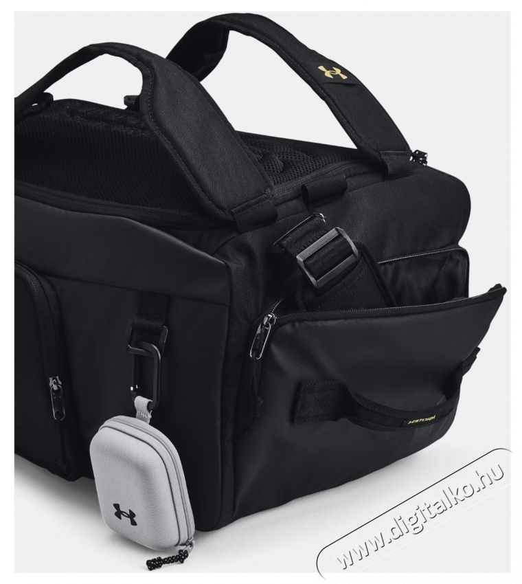 Under Armour Contain Duo S sportt&aacute;ska, Fekete Fot&oacute;-Vide&oacute; kieg&eacute;sz&iacute;tők - Fot&oacute;-vide&oacute; t&aacute;ska / tok - K&eacute;zi &eacute;s v&aacute;llt&aacute;ska - 533984