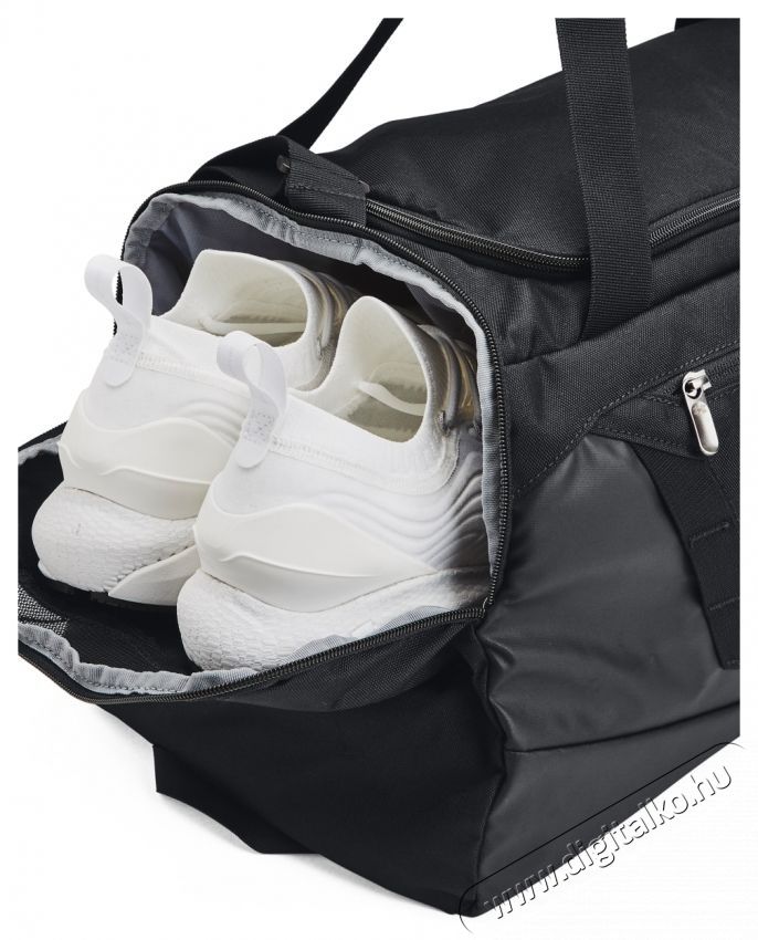 Under Armour Undeniable 5.0 SM t&aacute;ska, unisex, fekete, 47,5/55x25x24 cm H&aacute;ztart&aacute;s / Otthon / K&uuml;lt&eacute;r - J&aacute;t&eacute;k / Sport - Kieg&eacute;sz&iacute;tő - 533977