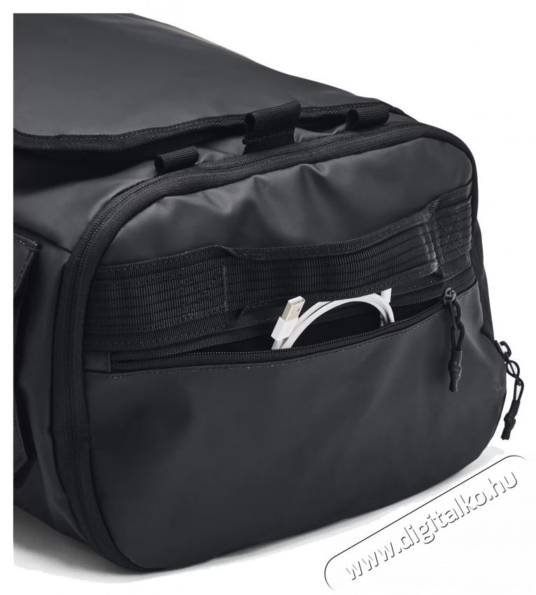 Under Armor Triumph Duffle sportt&aacute;ska, fekete H&aacute;ztart&aacute;s / Otthon / K&uuml;lt&eacute;r - J&aacute;t&eacute;k / Sport - Kieg&eacute;sz&iacute;tő - 535833