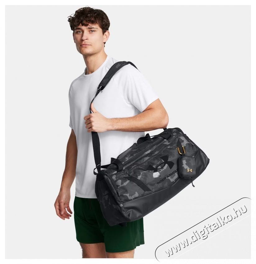 Under Armour Undeniable 5.0 S sportt&aacute;ska, fekete/terepsz&iacute;nű H&aacute;ztart&aacute;s / Otthon / K&uuml;lt&eacute;r - J&aacute;t&eacute;k / Sport - Kieg&eacute;sz&iacute;tő - 537534