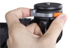 Vanguard ALTA+ 263AGH aluminium háromlábú állvány pisztolymarkolatos gömbfejjel Fotó-Videó kiegészítők - Állvány - Tripod állvány - 266002