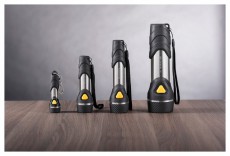 Varta 16605101421 DayLight Key Chain LED elemlámpa Háztartás / Otthon / Kültér - Világítás / elektromosság - Zseblámpa / elemlámpa - 420601