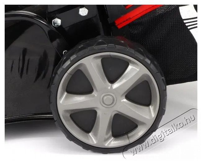 VeGA 42S ECO 4 az 1-ben, 40 V, 1x 4 Ah fűny&iacute;r&oacute; H&aacute;ztart&aacute;s / Otthon / K&uuml;lt&eacute;r - K&uuml;lt&eacute;r / kerti term&eacute;k / grill - Fűny&iacute;r&oacute; / gyeplaz&iacute;t&oacute; - 520265