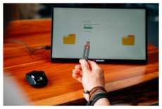 VERBATIM 32040 128GB USB 3.2 Gen 1 A/USB-C Dual QuickStick Flash Drive Memória kártya / Pendrive - Pendrive - 514264