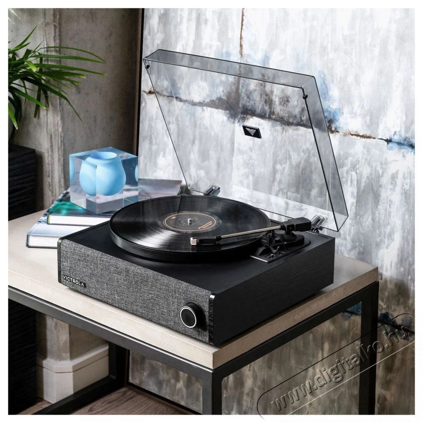 Victrola Eastwood LP fekete Audio-Video / Hifi / Multim&eacute;dia - Bakelit lemezj&aacute;tsz&oacute; - Bakelit lemezj&aacute;tsz&oacute; - 526607