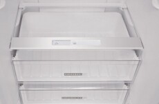 Whirlpool W7 821O OX No Frost alulfagyasztós hűtőszekrény Konyhai termékek - Hűtő, fagyasztó (szabadonálló) - Alulfagyasztós kombinált hűtő - 348957