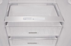 Whirlpool W7 921O OX No Frost alulfagyasztós hűtőszekrény Konyhai termékek - Hűtő, fagyasztó (szabadonálló) - Alulfagyasztós kombinált hűtő - 349754