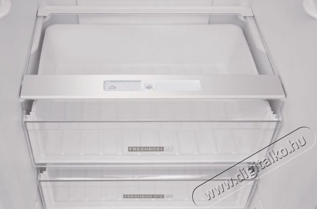 Whirlpool W7 921O OX No Frost alulfagyasztós hűtőszekrény Konyhai termékek - Hűtő, fagyasztó (szabadonálló) - Alulfagyasztós kombinált hűtő - 349754