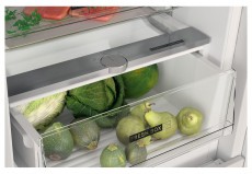 Whirlpool WHC18 T322 HŰTŐ BEÉPÍTHETŐ ALULFAGYASZTÓS Konyhai termékek - Hűtő, fagyasztó (beépíthető) - Alulfagyasztós kombinált hűtő - 372662