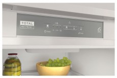 Whirlpool WHC18 T322 HŰTŐ BEÉPÍTHETŐ ALULFAGYASZTÓS Konyhai termékek - Hűtő, fagyasztó (beépíthető) - Alulfagyasztós kombinált hűtő - 372662