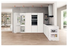 Whirlpool WHC18 T573 HŰTŐ BEÉPÍTHETŐ ALULFAGYASZTÓS Konyhai termékek - Hűtő, fagyasztó (beépíthető) - Alulfagyasztós kombinált hűtő - 372665