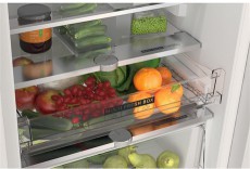 Whirlpool WHC18 T341 Hűtő beépíthető alulfagyasztós Konyhai termékek - Hűtő, fagyasztó (beépíthető) - Alulfagyasztós kombinált hűtő - 374284