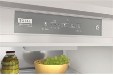 Whirlpool WHC18 T341 Hűtő beépíthető alulfagyasztós Konyhai termékek - Hűtő, fagyasztó (beépíthető) - Alulfagyasztós kombinált hűtő - 374284