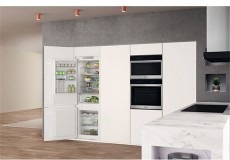 Whirlpool WHC18 T341 Hűtő beépíthető alulfagyasztós Konyhai termékek - Hűtő, fagyasztó (beépíthető) - Alulfagyasztós kombinált hűtő - 374284