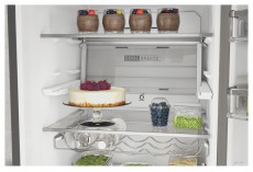 Whirlpool W7X 93T OX 2 Alulfagyasztós hűtőszekrény Konyhai termékek - Hűtő, fagyasztó (szabadonálló) - Alulfagyasztós kombinált hűtő - 400423