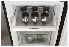 Whirlpool W7X 94T KS Total NoFrost fekete alulfagyasztós hűtőszekrény Konyhai termékek - Hűtő, fagyasztó (szabadonálló) - Alulfagyasztós kombinált hűtő - 403858