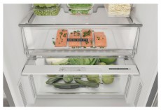 Whirlpool W7X 82O OX inox alulfagyasztós hűtőszekrény Konyhai termékek - Hűtő, fagyasztó (szabadonálló) - Alulfagyasztós kombinált hűtő - 452603