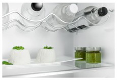 Whirlpool ARG86121 beépíthető egyajtós hűtőszekrény Konyhai termékek - Hűtő, fagyasztó (beépíthető) - Egyajtós hűtő - 367123