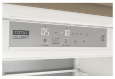 Whirlpool WH SP70 T241 P HŰTŐ ALULFAGYASZT&Oacute;S BE&Eacute;P&Iacute;THETŐ Konyhai term&eacute;kek - Hűtő, fagyaszt&oacute; (be&eacute;p&iacute;thető) - Alulfagyaszt&oacute;s kombin&aacute;lt hűtő - 502881