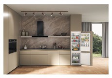 Whirlpool WHC18D011C2 HŰTŐ ALULFAGYASZTÓS BEÉPÍTHETŐ Konyhai termékek - Hűtő, fagyasztó (beépíthető) - Alulfagyasztós kombinált hűtő - 505369