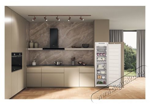 Whirlpool WHSD18F013D1 FAGYASZT&Oacute;SZEKR&Eacute;NY BE&Eacute;P&Iacute;THETŐ 8 REKESZ Konyhai term&eacute;kek - Hűtő, fagyaszt&oacute; (be&eacute;p&iacute;thető) - Alulfagyaszt&oacute;s kombin&aacute;lt hűtő - 505365