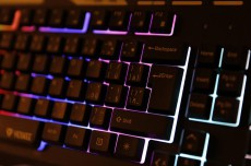 Yenkee YKB 3200 US Shadow Gamer billentyűzet Iroda és számítástechnika - Billentyűzet / billentyűzet szett - Vezetékes - 349413