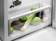 Zanussi ZXAN13FW0 egyajtós hűtőszekrény Konyhai termékek - Hűtő, fagyasztó (szabadonálló) - Egyajtós hűtő - 367280