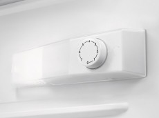 Zanussi ZYAN8FW0 fagyasztószekrény Konyhai termékek - Hűtő, fagyasztó (szabadonálló) - Fagyasztószekrény - 364749